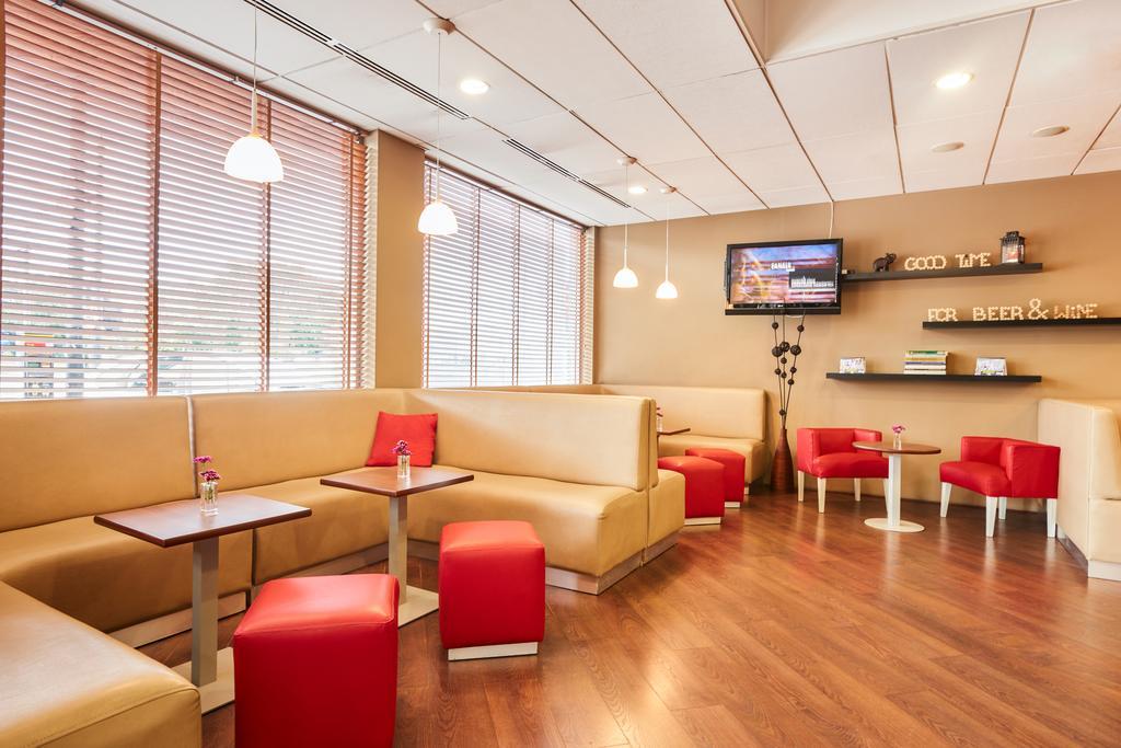 Campanile Lodz Hotell Eksteriør bilde